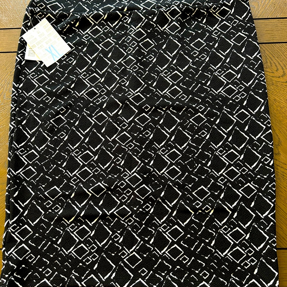 LuLaRoe Skirt